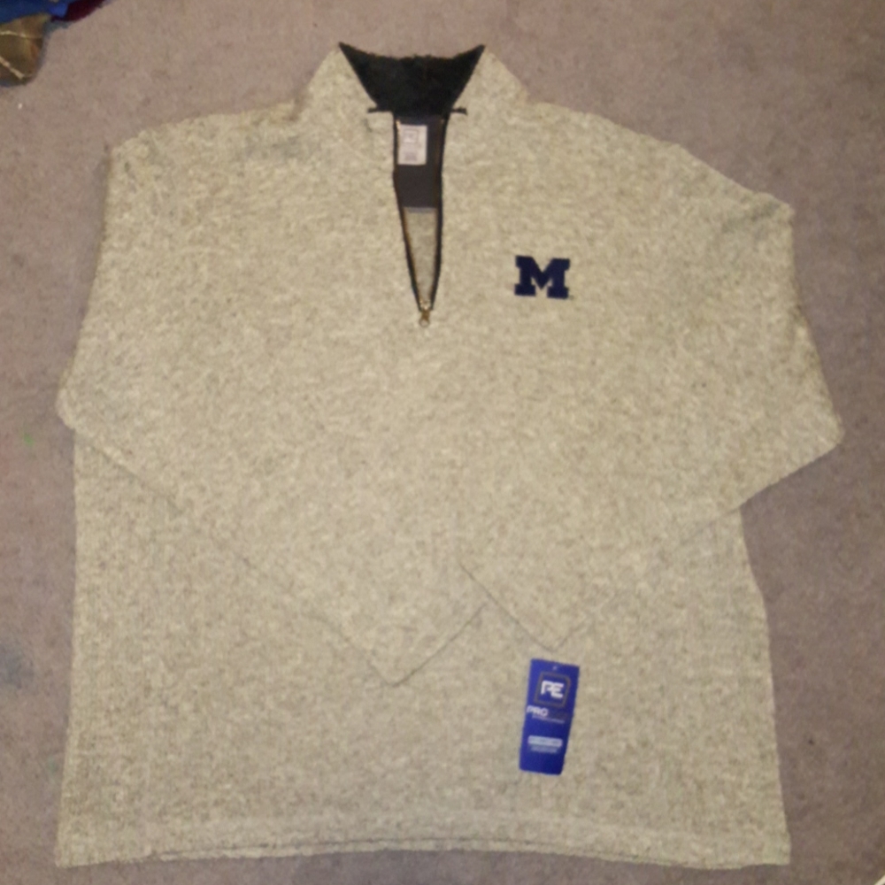 NWT Men's Sweater Long Sleeve